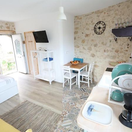 Ravi Boutique Home - 1 Minute Walk From Beach Kalyves Exteriér fotografie