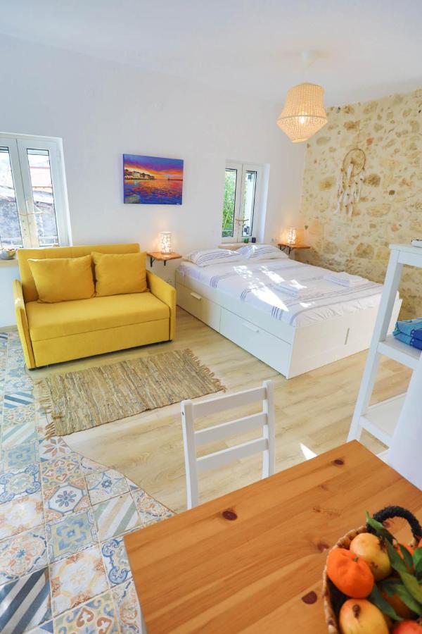 Ravi Boutique Home - 1 Minute Walk From Beach Kalyves Exteriér fotografie